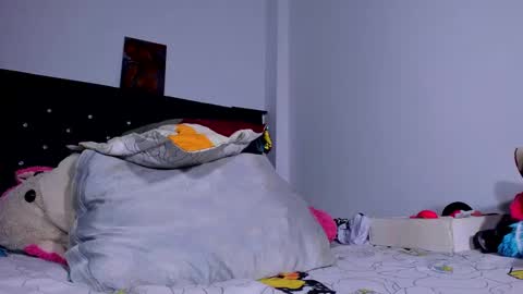 Kerlysmith24 online show from January 2025 09:40:02 PM