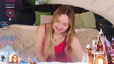 Snapshot of kerry_mell chatting on May 2026 12:46:02 PM kerry_mell online show from May 2026 12:46:02 PM