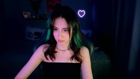 Keti 3 online show from November 2025 05:39:02 PM