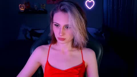 Snapshot of keti_moon chatting on June 2026 07:22:02 PM Keti 3 online show from June 2026 07:22:02 PM