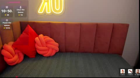 KatrinaKetrin online show from April 2026 04:57:01 AM