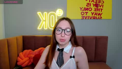 Snapshot of ketrinwhite chatting on May 2026 01:22:01 AM KatrinaKetrin online show from May 2026 01:22:01 AM