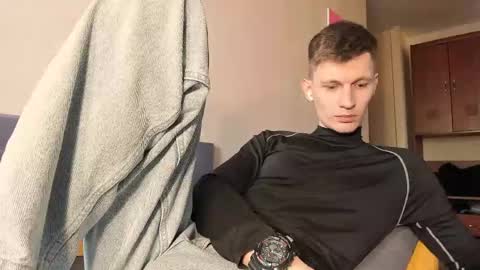 Snapshot of kevin_hornyyy chatting on May 2026 02:12:01 PM kevin online show from May 2026 02:12:01 PM