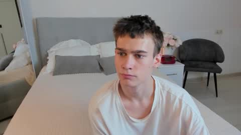 Ask me online show from November 2025 03:45:01 PM
