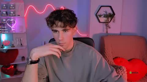 kevin_nix_ online show from February 2026 08:12:02 PM