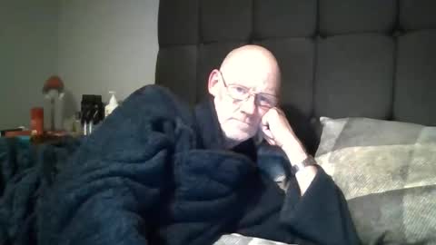 Snapshot of kevlooking4sez chatting on October 2025 12:09:01 AM kevlooking4sez online show from October 2025 12:09:01 AM