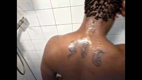 Snapshot of keybump323 chatting on June 2026 10:46:01 AM Keybump online show from June 2026 10:46:01 AM