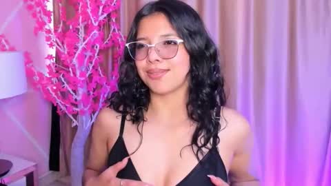 Keyla noa online show from February 2026 07:26:02 PM