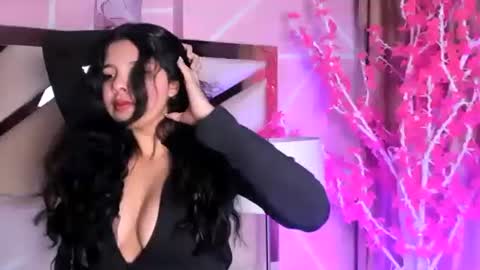 Keyla noa online show from April 2026 11:16:01 AM