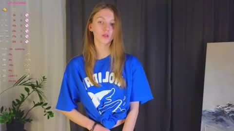 Snapshot of keylalong chatting on March 2025 03:16:02 PM Hi Im Mary Glad to see you in my room PVT is open online show from March 2025 03:16:02 PM