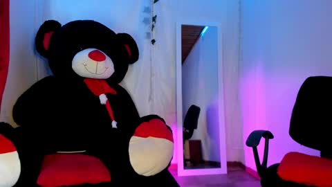 Keyth  online show from February 2025 03:26:01 PM