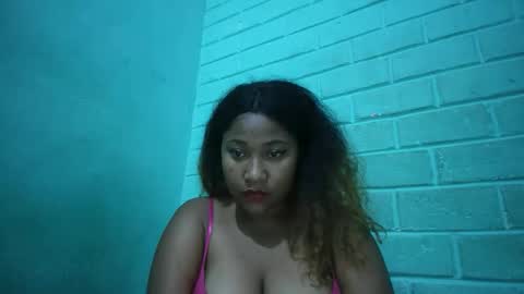 kezia0910 online show from December 2025 02:00:01 PM