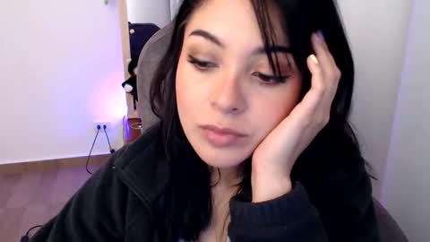 Liss online show from November 2025 12:54:01 AM