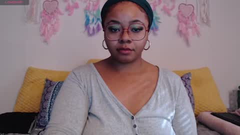 Snapshot of khayaparker chatting on December 2024 06:02:01 PM Khaya online show from December 2024 06:02:01 PM