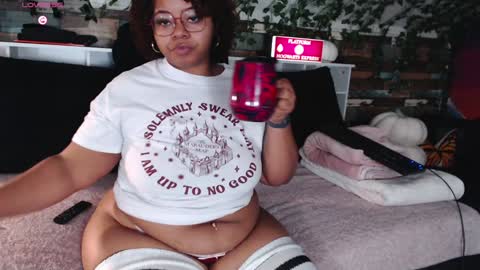 Snapshot of khayaparker chatting on December 2024 11:11:02 AM Khaya online show from December 2024 11:11:02 AM