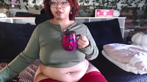 Snapshot of khayaparker chatting on December 2024 02:44:01 PM Khaya online show from December 2024 02:44:01 PM