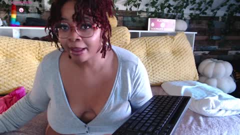 Snapshot of khayaparker chatting on January 2025 05:05:02 PM Khaya online show from January 2025 05:05:02 PM