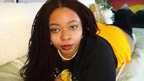 Snapshot of khayaparker chatting on February 2025 02:21:01 PM Khaya online show from February 2025 02:21:01 PM