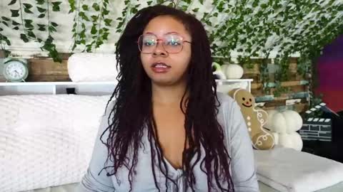 Snapshot of khayaparker chatting on March 2025 09:29:01 AM Khaya online show from March 2025 09:29:01 AM