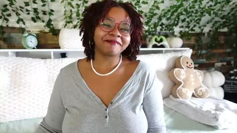 Snapshot of khayaparker chatting on March 2025 02:21:02 PM Khaya online show from March 2025 02:21:02 PM