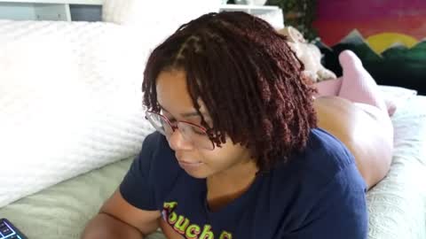 Snapshot of khayaparker chatting on March 2025 03:30:02 PM Khaya online show from March 2025 03:30:02 PM