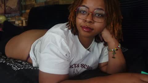 Snapshot of khayaparker chatting on September 2025 04:17:01 PM Khaya online show from September 2025 04:17:01 PM