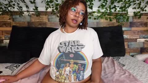 Snapshot of khayaparker chatting on October 2025 03:42:01 PM Khaya online show from October 2025 03:42:01 PM