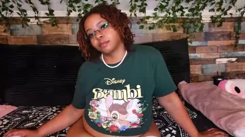 Snapshot of khayaparker chatting on October 2025 04:04:01 PM Khaya online show from October 2025 04:04:01 PM