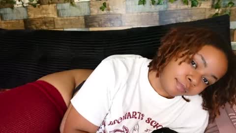 Snapshot of khayaparker chatting on October 2025 06:28:02 PM Khaya online show from October 2025 06:28:02 PM