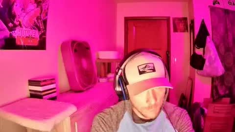 Snapshot of kheezygg chatting on December 2025 11:36:02 AM KevKev online show from December 2025 11:36:02 AM