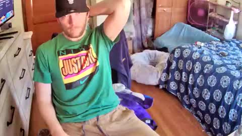 Snapshot of kheezygg chatting on March 2026 07:39:02 PM KevKev online show from March 2026 07:39:02 PM