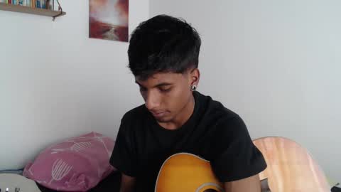 Snapshot of khevinlopezonig chatting on January 2025 07:31:02 PM khevinlopezonig online show from January 2025 07:31:02 PM