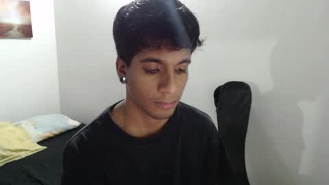 Snapshot of khevinlopezonig chatting on February 2025 11:30:02 PM khevinlopezonig online show from February 2025 11:30:02 PM