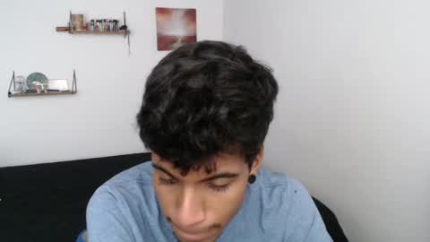 Snapshot of khevinlopezonig chatting on February 2025 09:47:01 PM khevinlopezonig online show from February 2025 09:47:01 PM