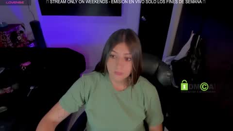 Khi.  online show from March 2026 02:26:01 AM