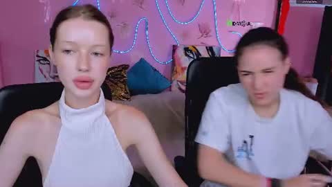 Snapshot of khloebeauty chatting on July 2026 05:42:02 AM khloebeauty online show from July 2026 05:42:02 AM