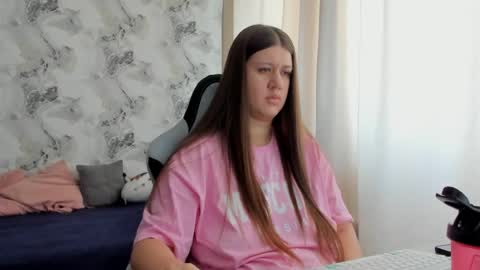 kianna_dior_ online show from June 2026 08:15:01 AM