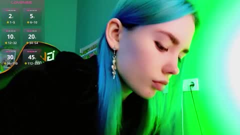 Snapshot of kiara_dream chatting on September 2025 08:56:01 PM Kira online show from September 2025 08:56:01 PM