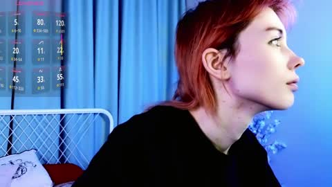 Kira online show from April 2026 09:01:01 PM