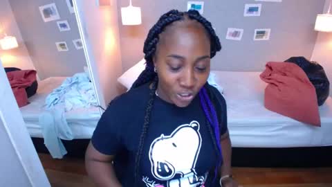 Snapshot of kiara_evanss chatting on March 2025 08:38:02 PM Kiara online show from March 2025 08:38:02 PM
