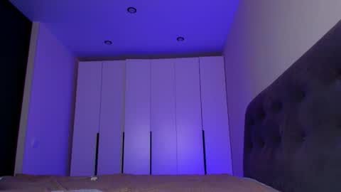 im Kira hey there online show from March 2026 04:51:01 PM