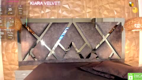 kiara_velvet__ online show from April 2026 04:13:02 AM