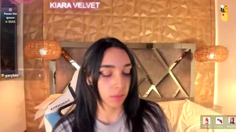 kiara_velvet__ online show from April 2026 05:11:01 AM