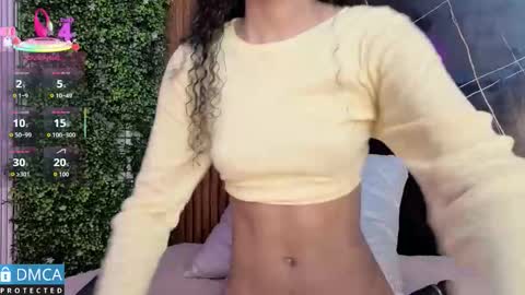 Kiara Zahiri online show from October 2025 11:19:01 AM
