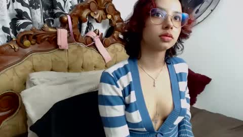 Snapshot of kiaralenon chatting on December 2024 10:45:01 PM kiaralenon online show from December 2024 10:45:01 PM