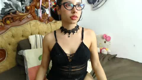 Snapshot of kiaralenon chatting on January 2025 01:09:02 AM kiaralenon online show from January 2025 01:09:02 AM