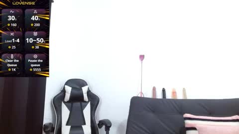 Snapshot of kiararider chatting on September 2025 05:58:02 PM KiaraRider online show from September 2025 05:58:02 PM