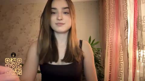 Ola my name is Lissa  Lets hit 10 Thumbs Up together   online show from February 2026 08:02:01 PM