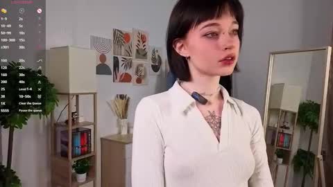 Snapshot of kieshaswymer chatting on November 2025 01:17:02 AM Vanessa online show from November 2025 01:17:02 AM