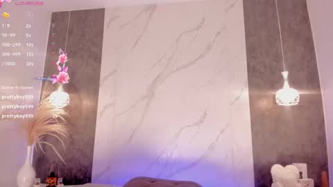 Kim Thompson online show from October 2025 06:31:01 PM